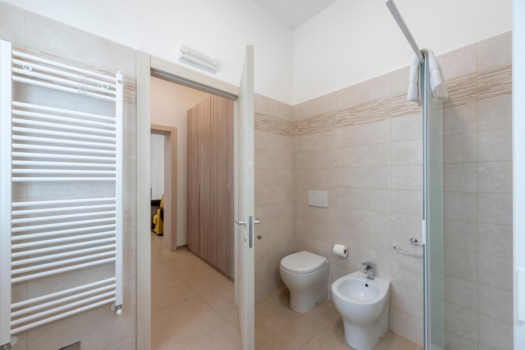 Suite Ondina Viareggio Apartments Esterno foto